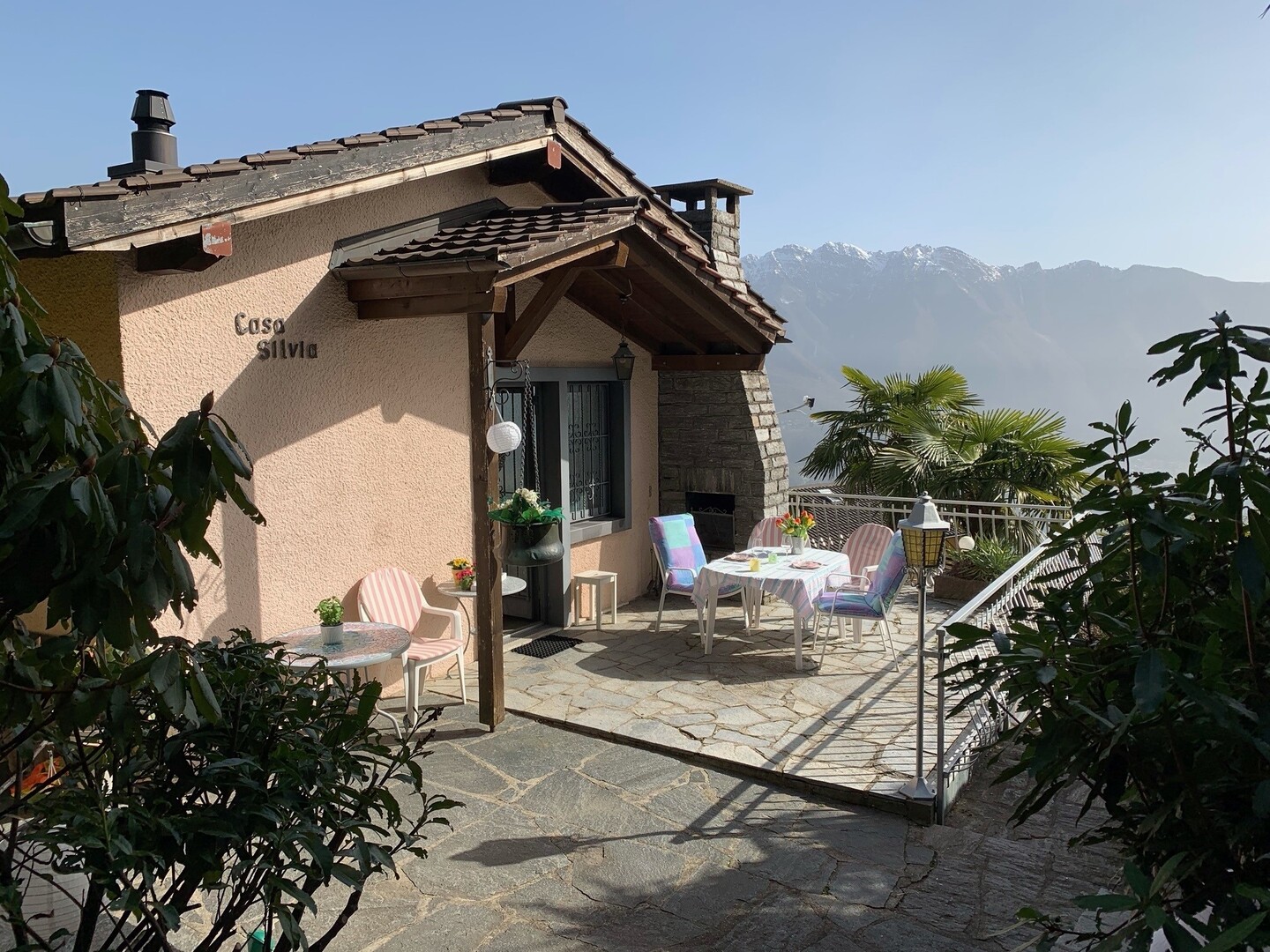 3 locali, casa di vacanza 'Casa Silvia', Via Botanico 11, Carona, Lago di Lugano